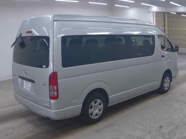 TOYOTA Hiace Commuter thumbnail 48
