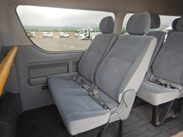 TOYOTA Hiace Commuter thumbnail 28