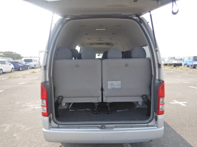 TOYOTA Hiace Commuter thumbnail 33