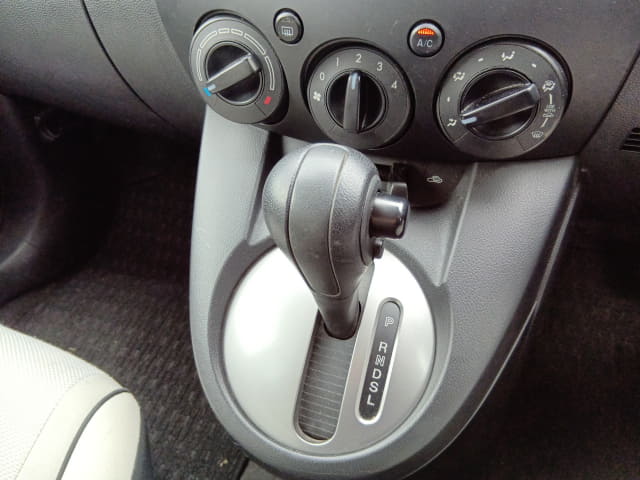 MAZDA Demio thumbnail 39