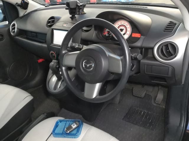 MAZDA Demio thumbnail 49