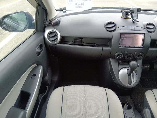 MAZDA Demio thumbnail 33
