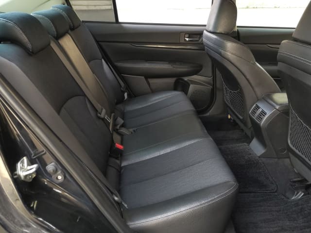 SUBARU Legacy B4 thumbnail 5