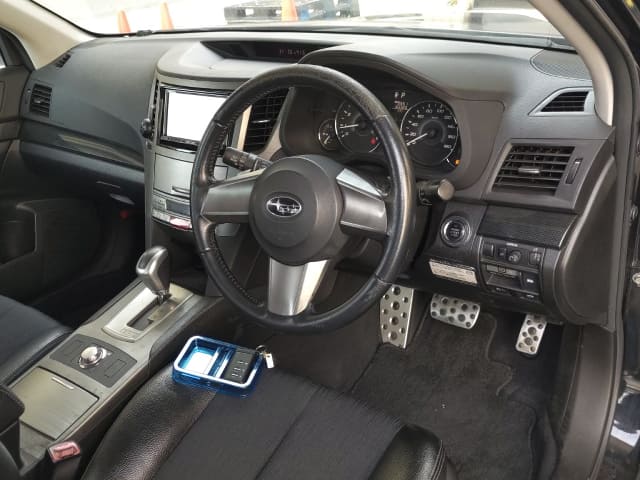 SUBARU Legacy B4 thumbnail 4