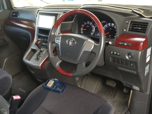 TOYOTA Vellfire thumbnail 54