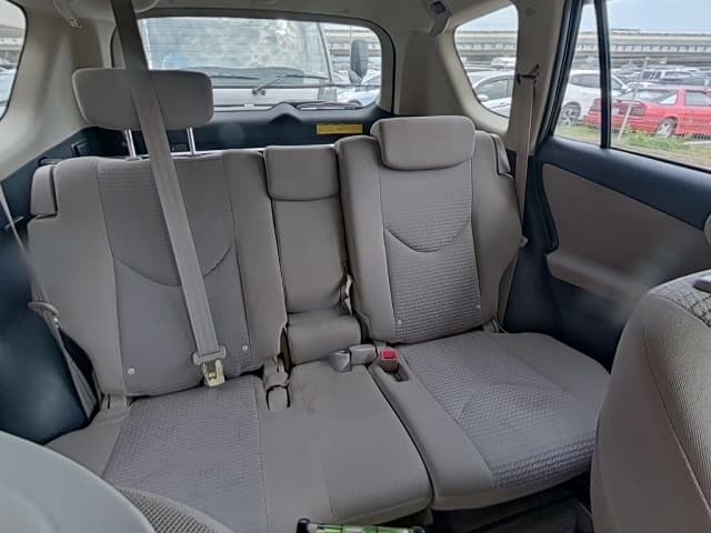 TOYOTA Vanguard thumbnail 6