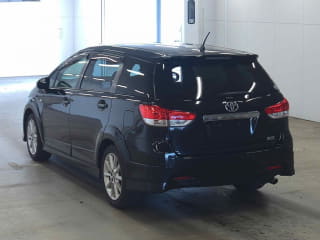 2010 TOYOTA Wish