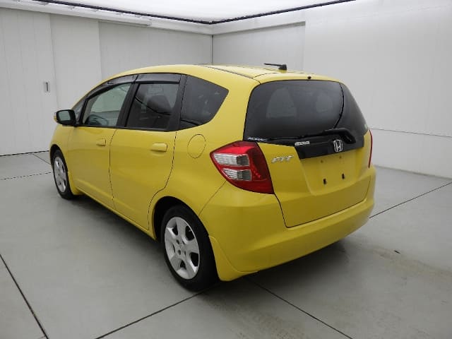 HONDA Fit thumbnail 2