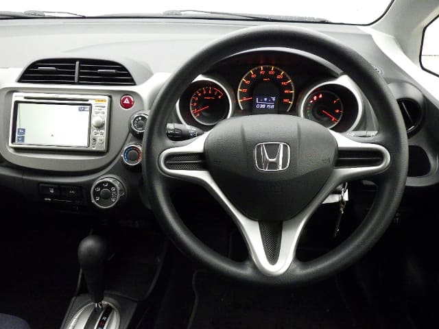 HONDA Fit thumbnail 3