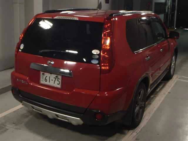 NISSAN X-Trail thumbnail 2