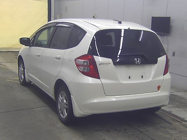 HONDA Fit thumbnail 2