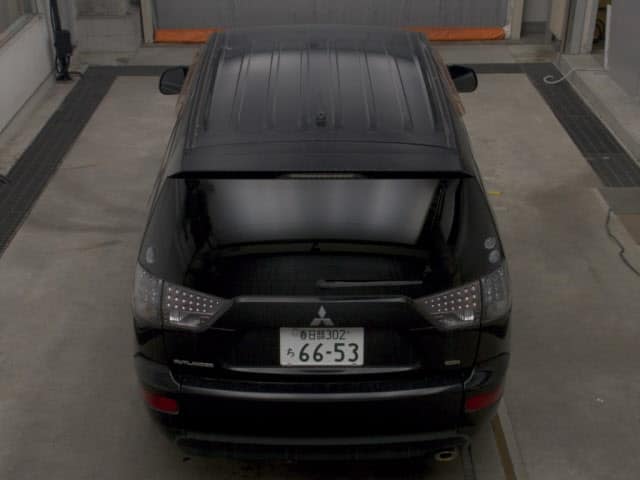 MITSUBISHI Outlander thumbnail 6