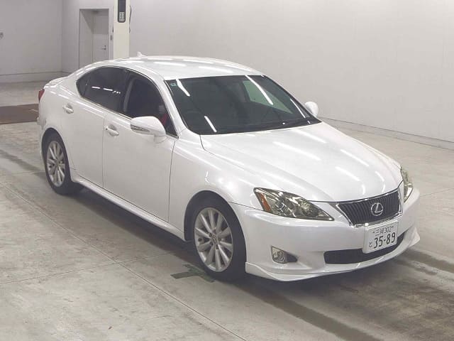 LEXUS IS thumbnail 6