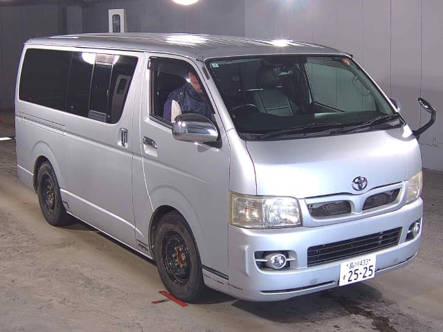 TOYOTA Hiace Van thumbnail 6