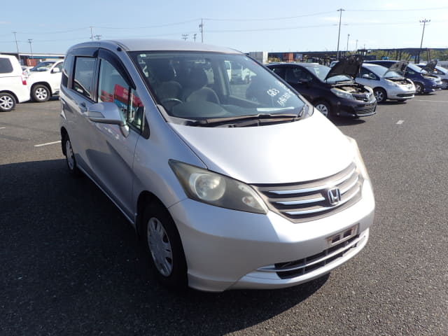HONDA Freed thumbnail 7