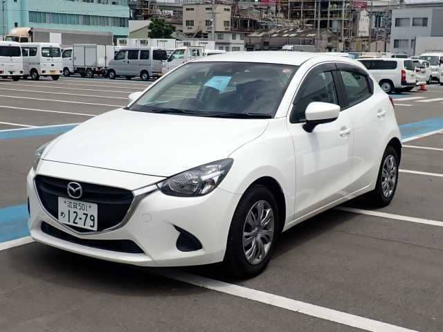 MAZDA Demio
