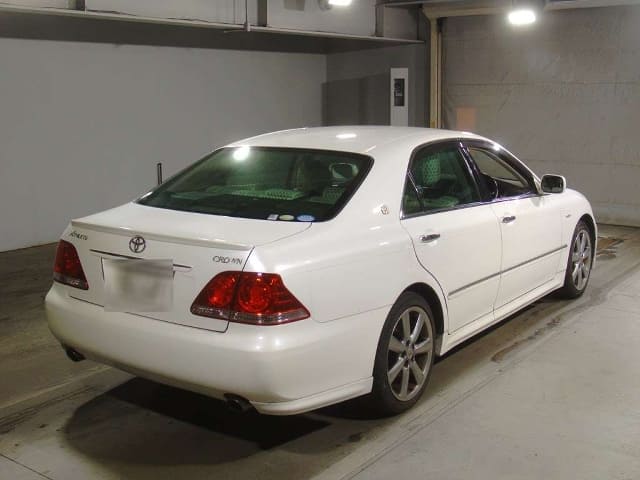 TOYOTA Crown thumbnail 2