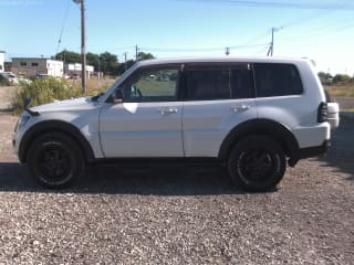 2009 MITSUBISHI Pajero