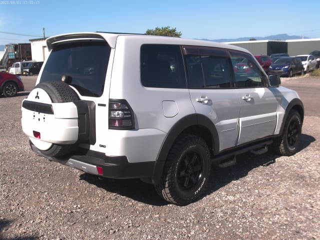 MITSUBISHI Pajero thumbnail 5