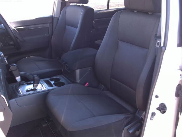 MITSUBISHI Pajero thumbnail 27