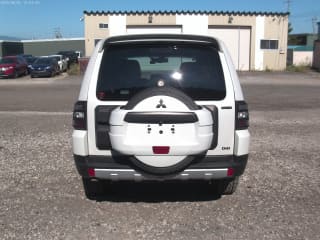 2009 MITSUBISHI Pajero