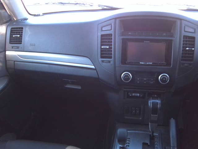 MITSUBISHI Pajero thumbnail 36