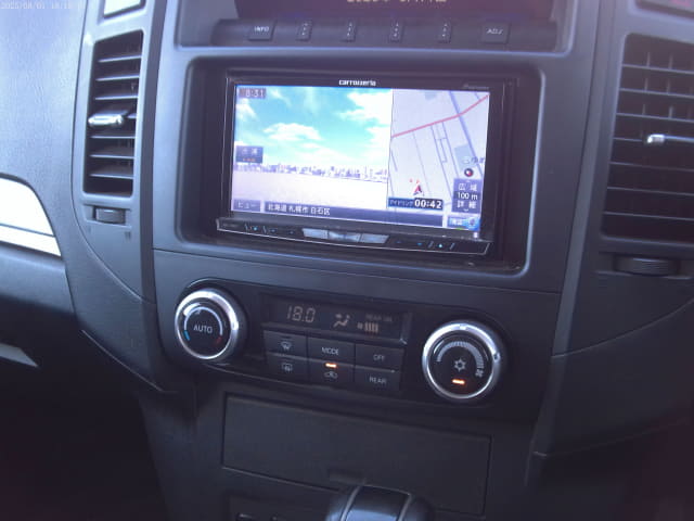 MITSUBISHI Pajero thumbnail 40