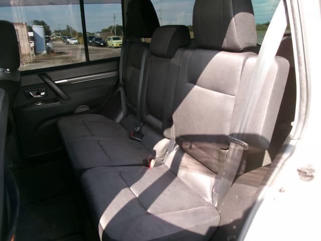 MITSUBISHI Pajero thumbnail 27