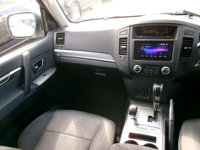MITSUBISHI Pajero thumbnail 37