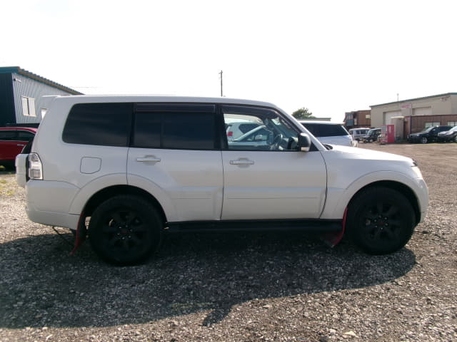MITSUBISHI Pajero thumbnail 6