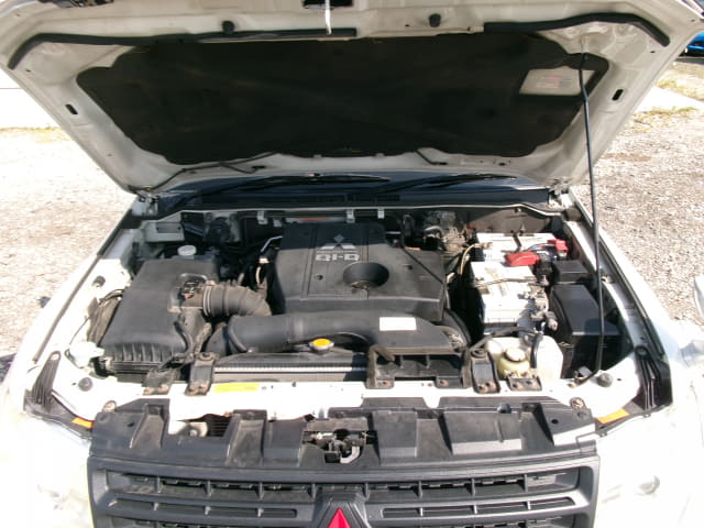 MITSUBISHI Pajero thumbnail 52