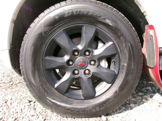 MITSUBISHI Pajero thumbnail 9