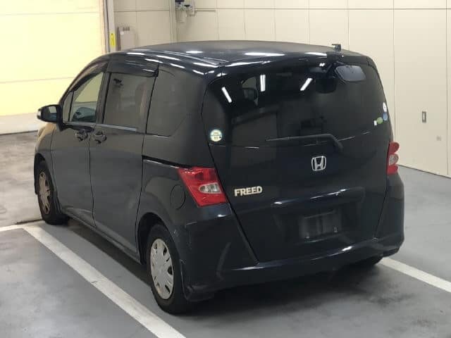 HONDA Freed thumbnail 4