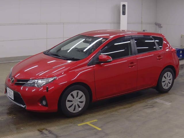 TOYOTA Auris