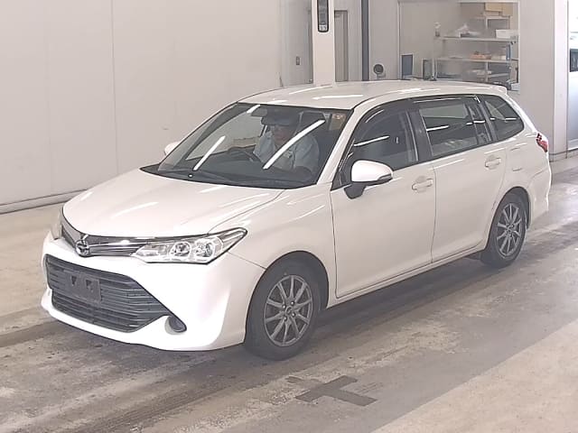 TOYOTA Corolla Fielder.