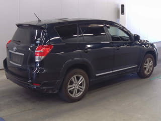 2011 TOYOTA Vanguard