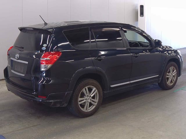 TOYOTA Vanguard thumbnail 2