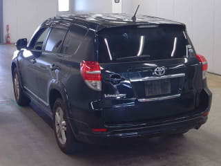 2011 TOYOTA Vanguard