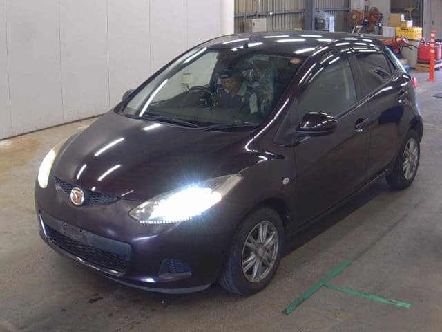 MAZDA Demio