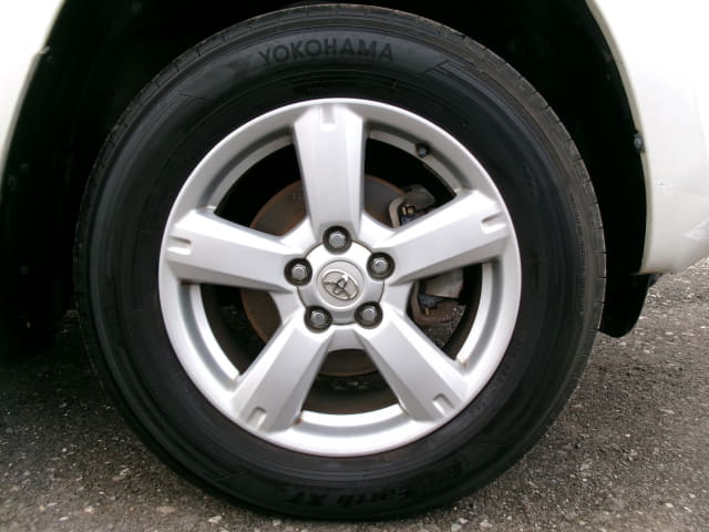 TOYOTA RAV4 thumbnail 12