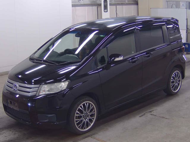 HONDA Freed Spike