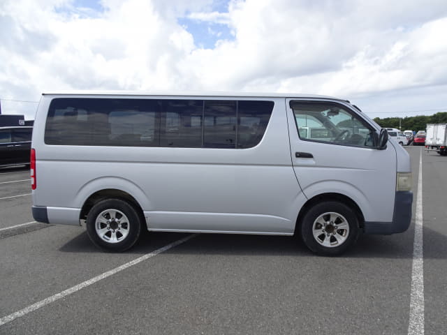 TOYOTA Hiace Van thumbnail 6