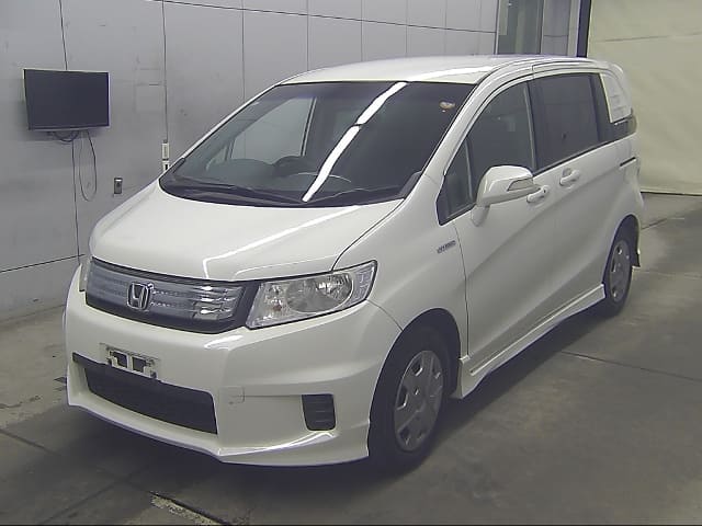 HONDA Freed Spike