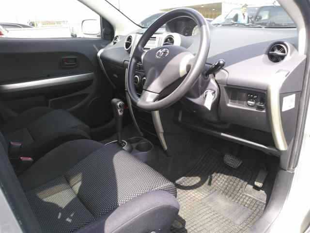 TOYOTA IST thumbnail 56