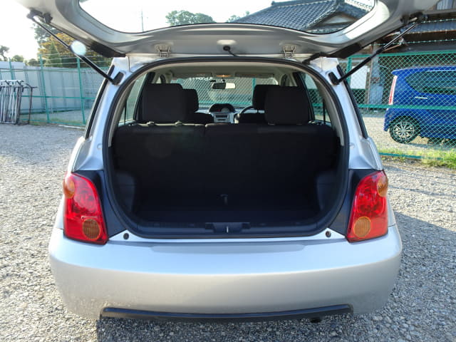 TOYOTA IST thumbnail 28