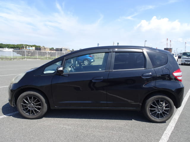 HONDA Fit thumbnail 2