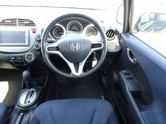 HONDA Fit thumbnail 33