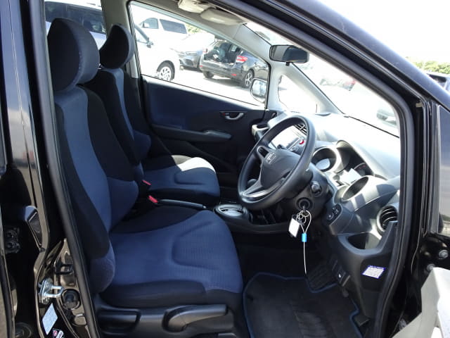 HONDA Fit thumbnail 25