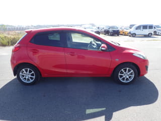 2011 MAZDA Demio