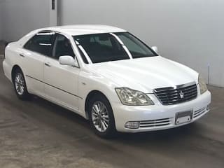 2004 TOYOTA Crown